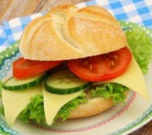 Cheese Cucumber Tomato Roll