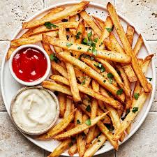 French Fries -  salt & Vinegar / Schwarma spice or Peri Peri dusting (SPicy)