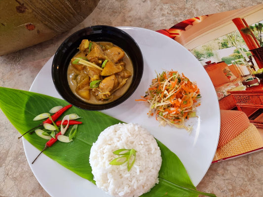Chicken or Fish (bone-in) & Potato Curry